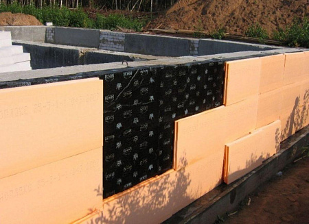 Building material for foundation thermal insulation
